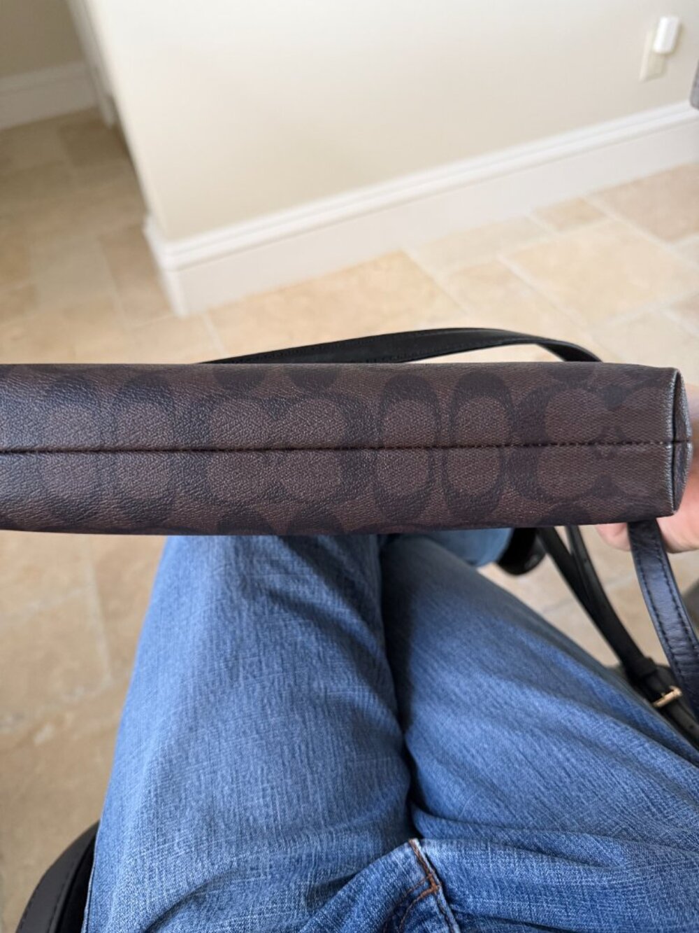Beautiful Coach Bag - Picture 4 of 12
